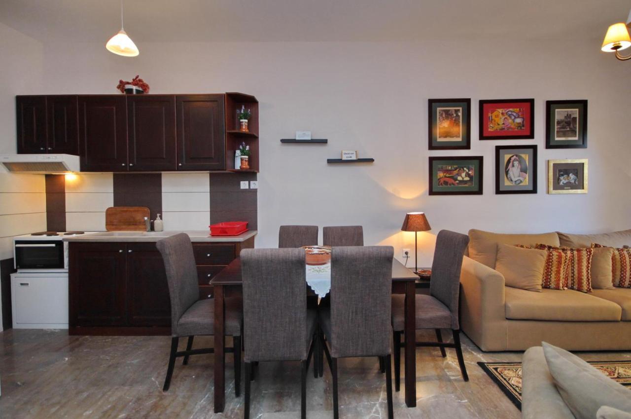 Aloe Luxury Apartments Porto Heli Dış mekan fotoğraf