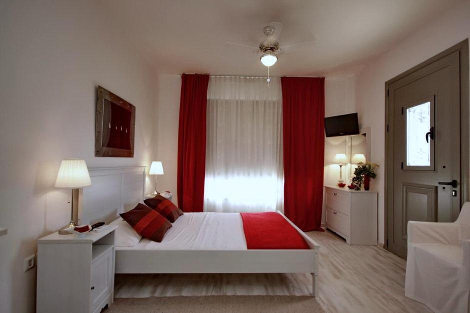 Aloe Luxury Apartments Porto Heli Dış mekan fotoğraf