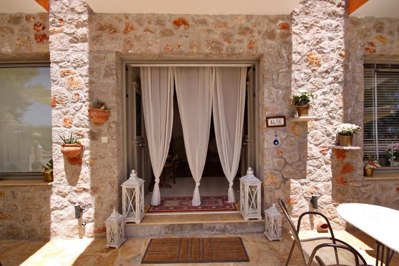 Aloe Luxury Apartments Porto Heli Dış mekan fotoğraf